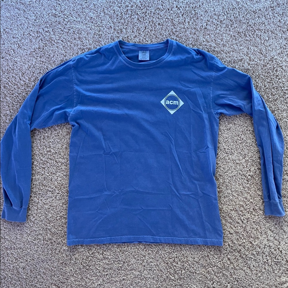 a long sleeve tshirt